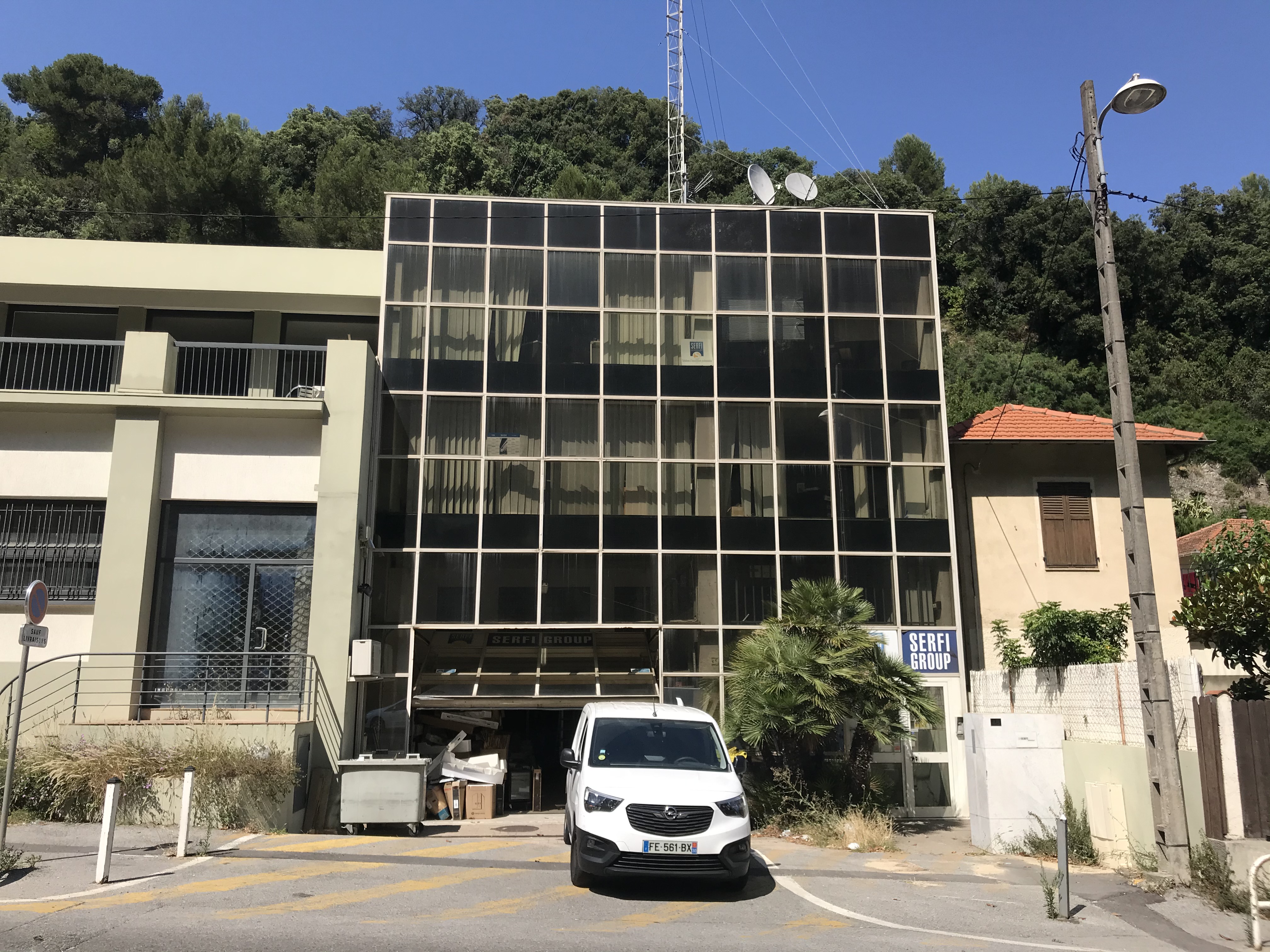 location immobilier professionnel NICE MAGNAN Canta Galet : Immeuble d